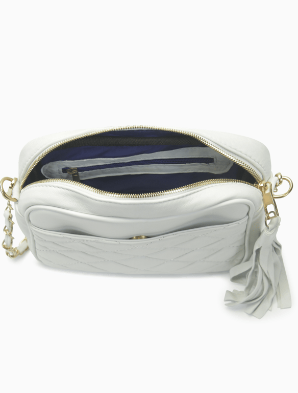 Pure White Quilted Leather Camera Bag – Chain Strap Crossbody with Tassel